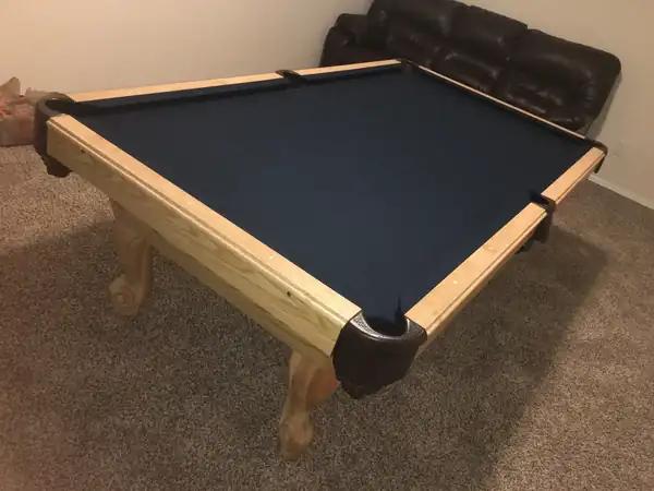 pool table installation Pflugerville TX, new cloth installed on bed and rails