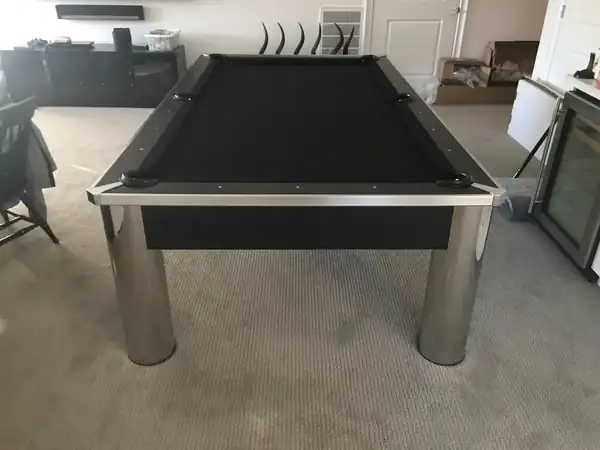 pool table repair Killeen TX, game room table leveled with a machinist level