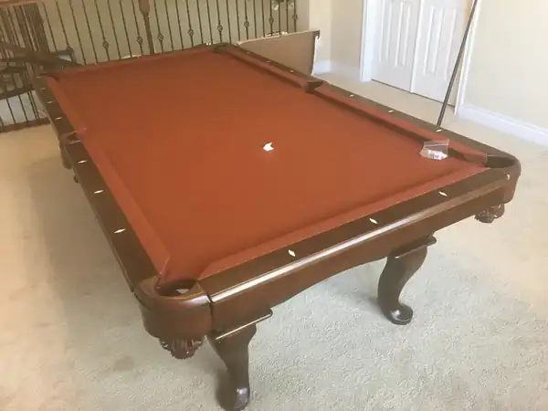 pool table repair - game room table leveled with a machinist level